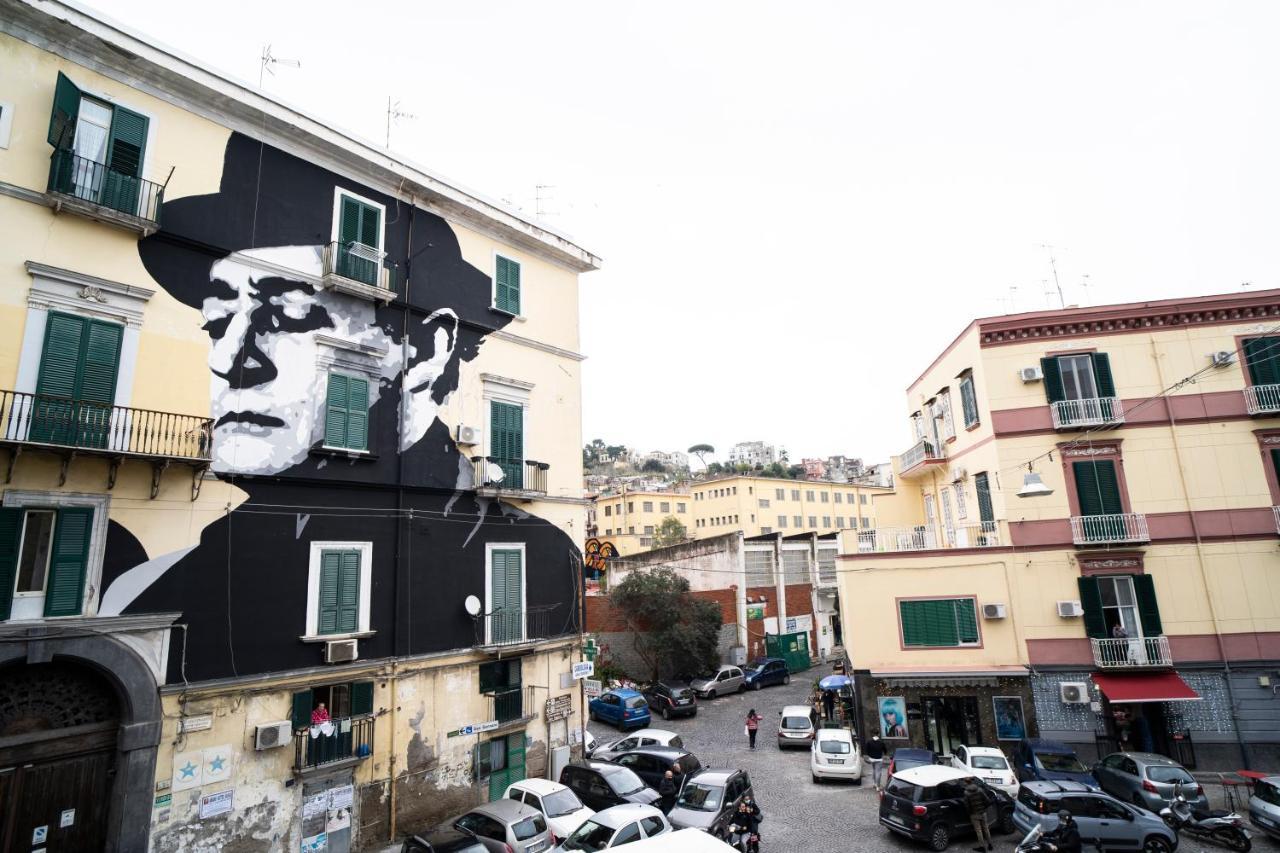 La Banda Degli Onesti * Naples